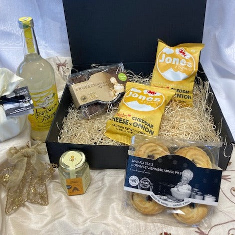 Gold Hamper Aur