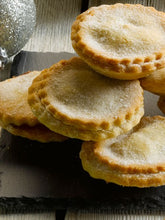 Load image into Gallery viewer, Mince Pies
